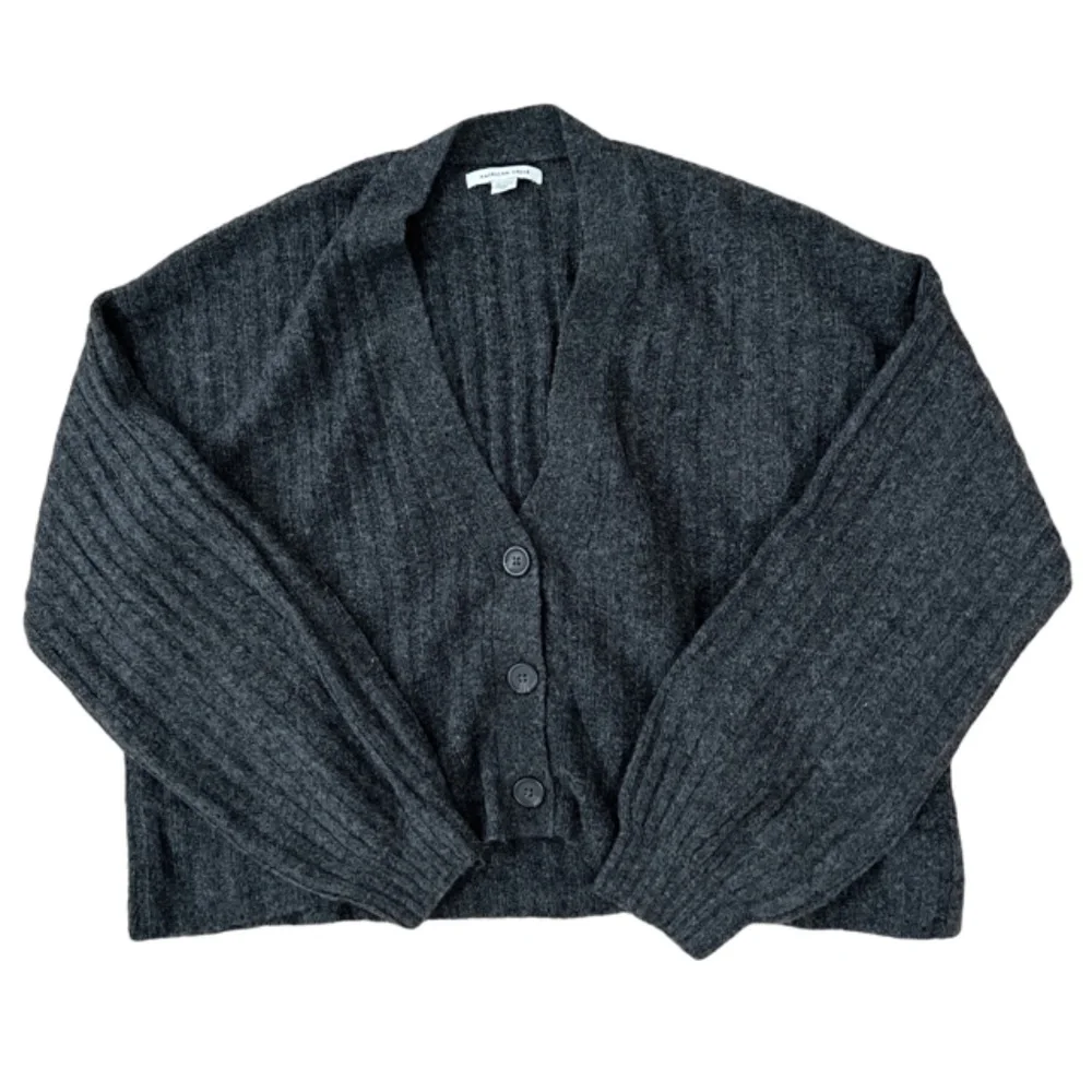 American Eagle Women's Button V-Neck Cardigan. XS. Heather Grey - Picture 2 of 4
